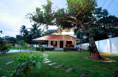 Mararikulam House | MeadowView Cottage Marari