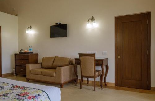 Sinnar Hotel | Summer Vines - Nashik