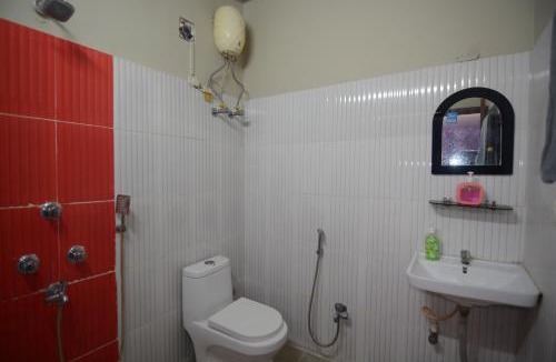 Sector 1 House | Harshita's Guest House
