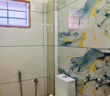 Thiruvananthapuram Hotel | Park View Residency - Guest House Near Sree Padmanabhaswamy Temple, Trivandrum Central Railway Station & Airport