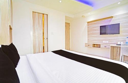 Adarsh Nagar Hotel | Super Hotel O Luxury Inn