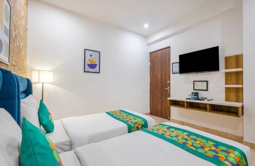Sector 70 Bed & Breakfast | Treebo Noida Business Suites