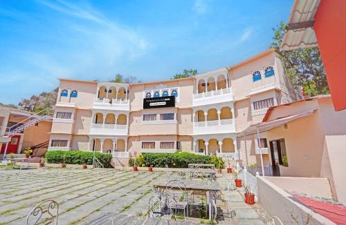 Kumbhalgarh Hotel | Townhouse Oak Kumbhalgarh Forest View Formerly Kumbhal Castle