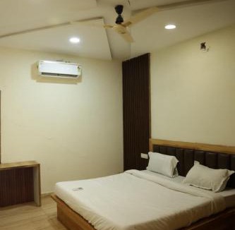 Shivpuri Hotel | Shiv Resort & Palace