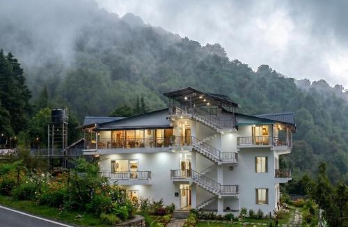 Gagar Hotel | Dahabi Divine Himalayan Resort Mukteshwar