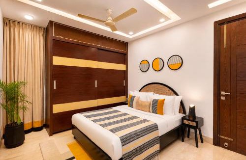 Green Park Apartment | The Park Retreat by The Blue Kite, Fully Serviced Stylish 3BHK Apartment in Green Park near Deer Park & Hauz Khas Village