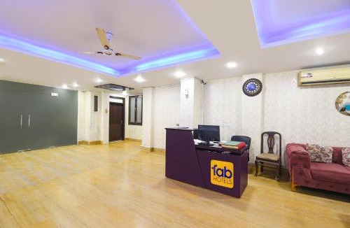 Jasola Hotel | FabHotel 82 Inn