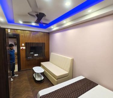 Madhyamgram Hotel | Mohar Residency Madhyamgram