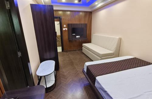 Madhyamgram Hotel | Mohar Residency Madhyamgram