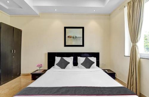 Sector II Hotel | Super Townhouse All In One