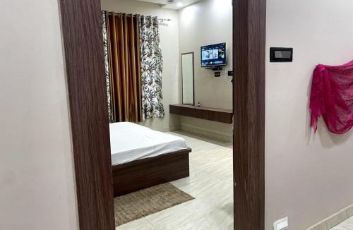 Rasra Hotel | Indian Happy Homes