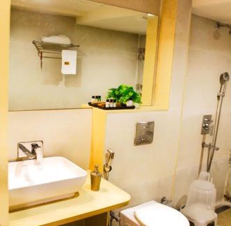Koregaon Park Hotel | All seasons boutique rooms