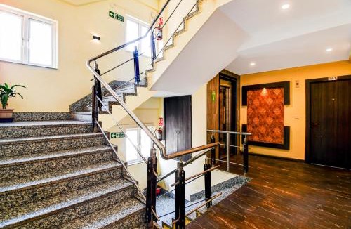 Kolkata Hotel | Hotel Eco Park By Carlton Suites