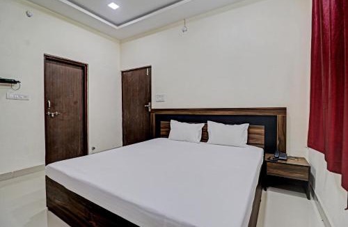 Dhar Hotel | HOTEL O MIDWAY TREAT DHAR