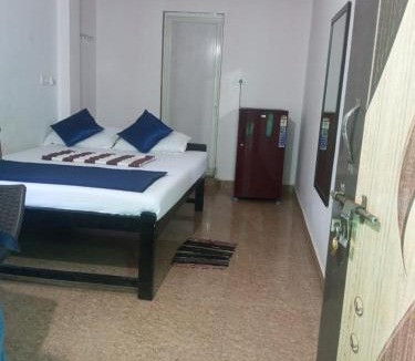 Arambol Hotel | JBL Guest House , Arombal , Goa