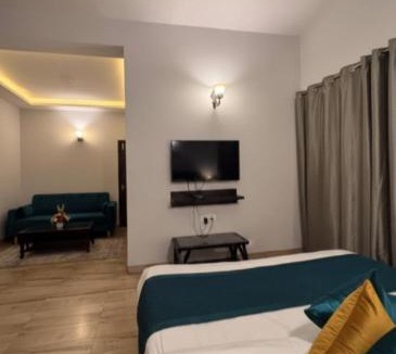 Vrindavan Hotel | Krishna Kunj Resort