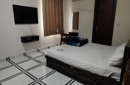Basai Hotel | Hotel Taj Corridor