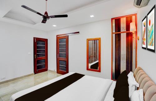 Zirakpur Hotel | Super Townhouse by OYO Cosmo Mall Zirakpur Formerly R K Residency