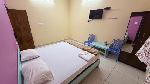 Moratandi Hotel | Gravity Groups VHR Residency - near santho lawns