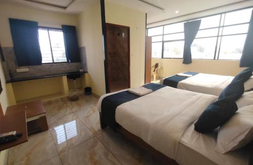 Kuvempu Nagara Hotel | Royal Inn