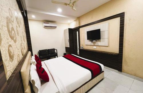 Azamgarh House | Shri Sai Hotel Azamgarh Near Roadway Bus Stand