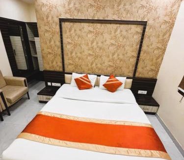 Azamgarh House | Shri Sai Hotel Azamgarh Near Roadway Bus Stand