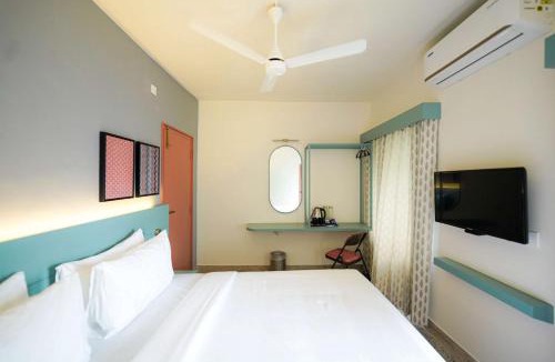Kozhikode Hotel | Sreenivas Lodge by Copperfolia