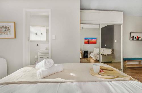 Woolloomooloo Apartment | City View Studio