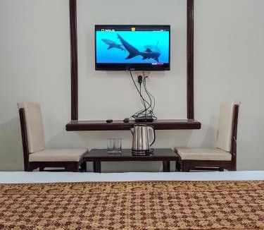 Taj Ganj Hotel | Hotel The Golden Bird Inn
