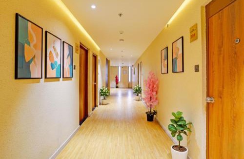 Gandhinagar Hotel | FabHotel Siddharth Inn - Nr Siddharth Bunglows