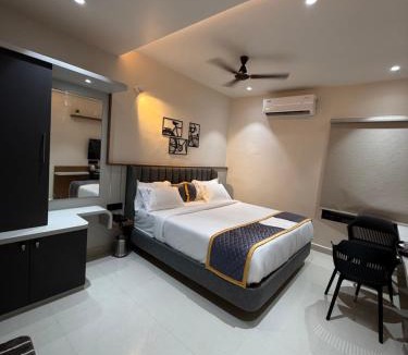 Vizianagaram Hotel | Palukuri's Grand