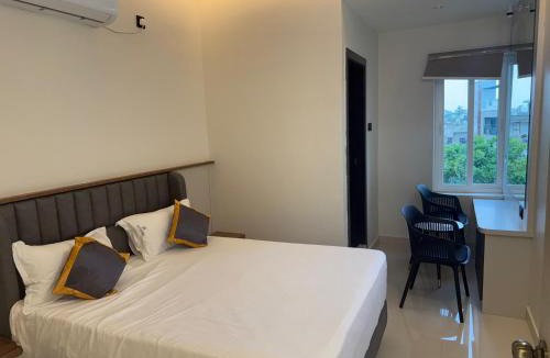 Vizianagaram Hotel | Palukuri's Grand