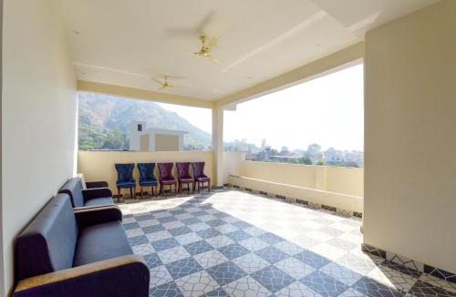Udaipur Hotel | Palette Hotel Sun Royaaleby CheckIn, Udaipur