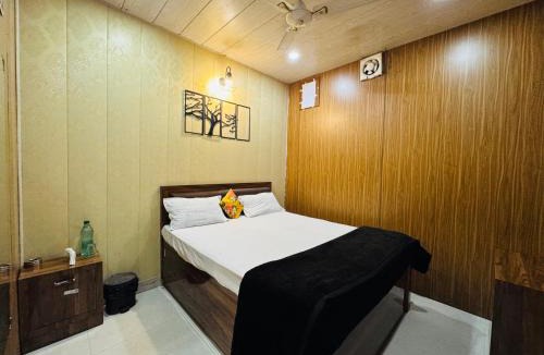 Dehradun Hostel | Nomads House