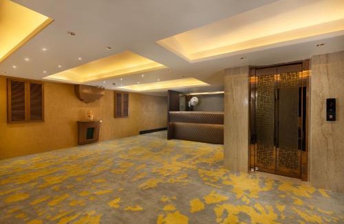 Mohangarh Hotel | asar Capoors Hotel Hazratganj by Orion Hotels