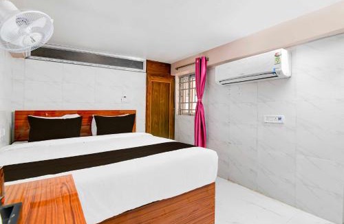 Salt Lake Hotel | Collection O Kolkata Jadavpur University