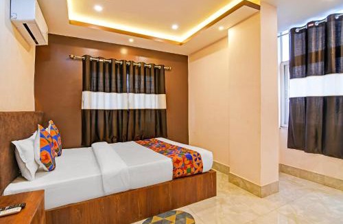 Dumdum Hotel | FabHotel BN Palace - Near Belgharia expressway