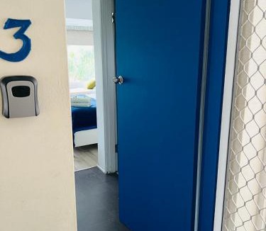 Ettalong Beach Hotel | Ettalong Beach motel