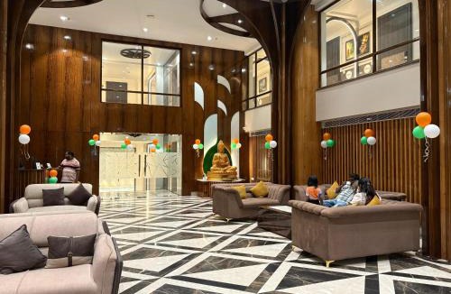 Gaya Hotel | Nirvana Grand Hotel & Resort