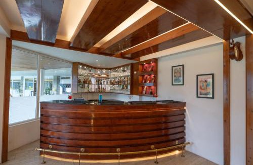 Sungava Hotel | Summit North Star Hotel with Swimming Pool