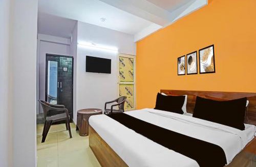 Sector 27 Hotel | Hotel The Walking Near Sec 18 Metro