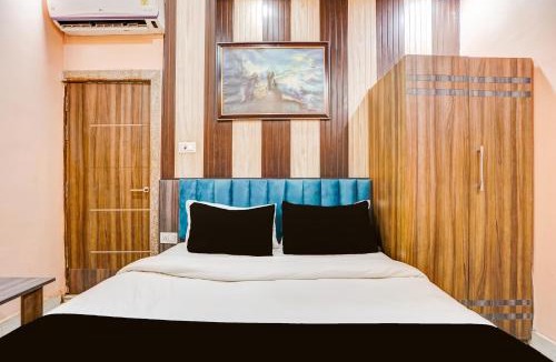 Allahabad Hotel | Hotel O Rameshwar Inn