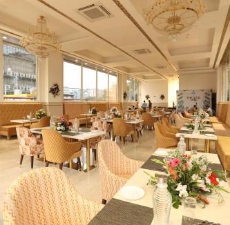 Kota Hotel | The Eco Satva Kota - Vegetarian with all Options
