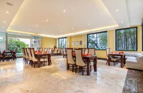 Sungava Hotel | Summit North Star Hotel with Swimming Pool