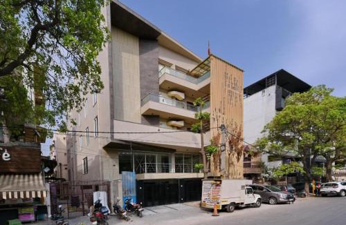 Pitampura Hotel | FabHotel Pitampura