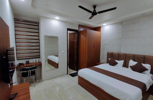 Azadpur Hotel | Hotel 24 STAR INN