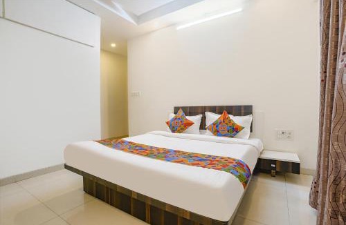 Mira Bhayandar Hotel | FabHotel Shree Balaji NX Banquets & Apartment