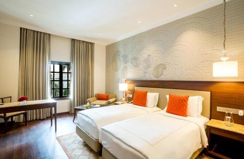 Gomti Nagar Hotel | Taj Mahal Lucknow