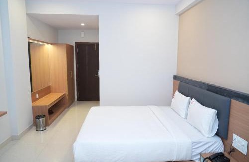 Gandhi Nagar Hostel | Hotel Kalyan Suites