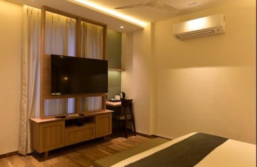 Maharana Pratap Nagar Hotel | Hotel Varshish Inn